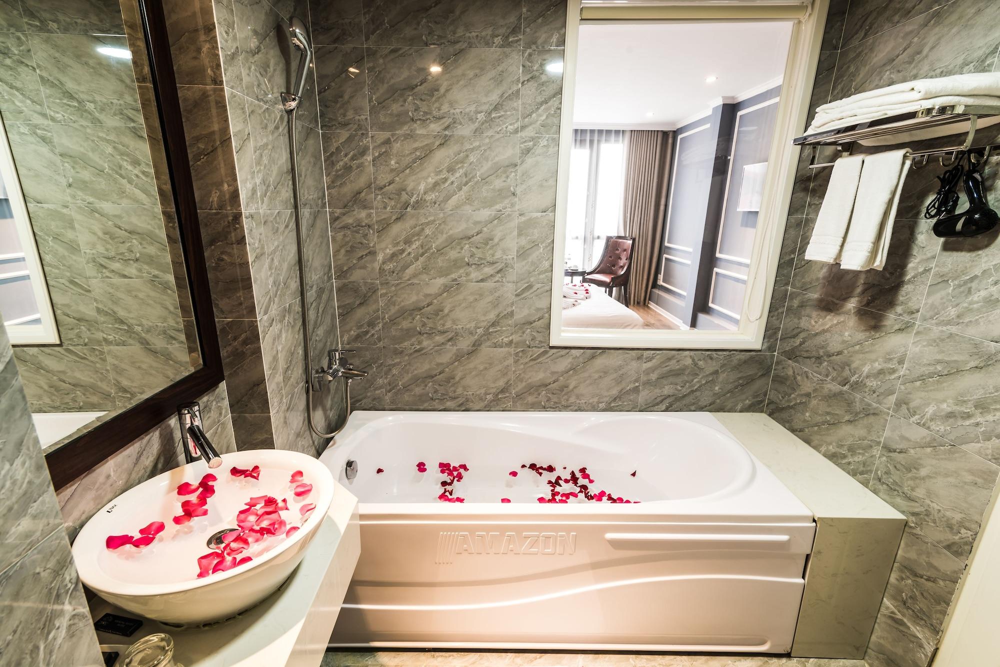 Hanoi Crystal Pearl Hotel 외부 사진